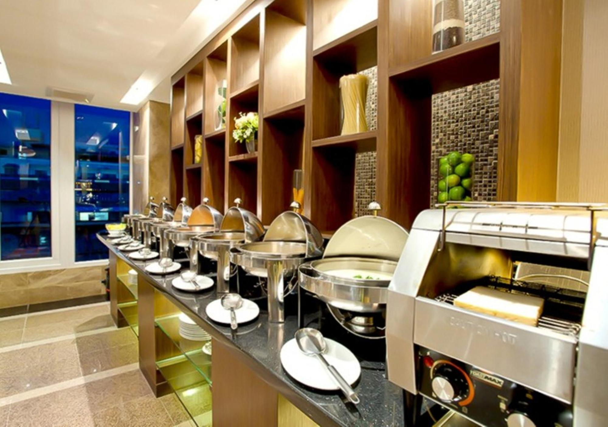 Intimate Hotel Pattaya - Sha Extra Plus Luaran gambar