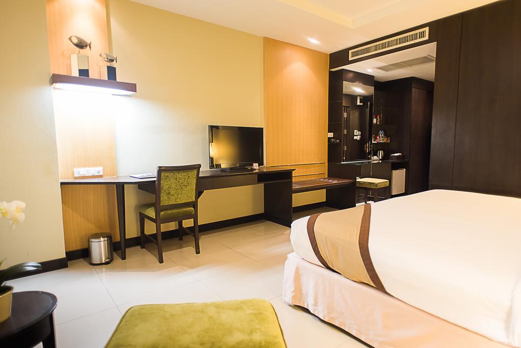 Intimate Hotel Pattaya - Sha Extra Plus Luaran gambar